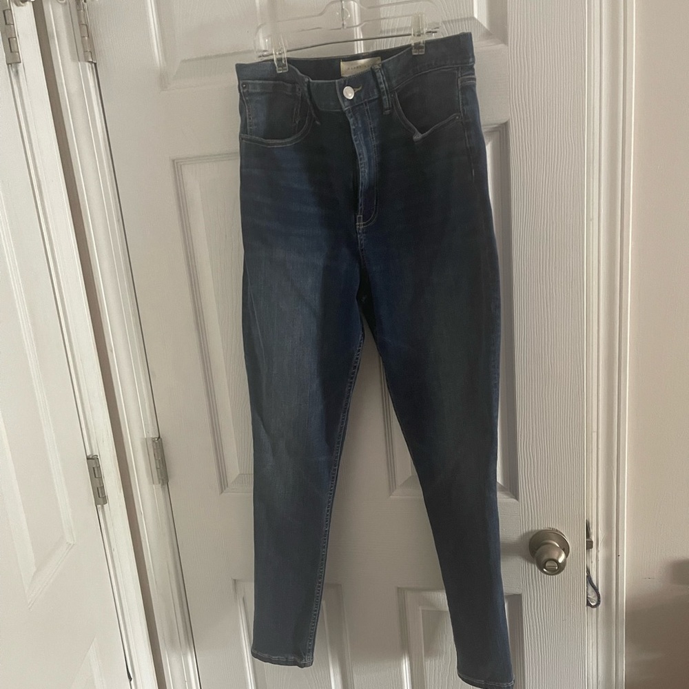 Happy Nature by New York & Company Jeans